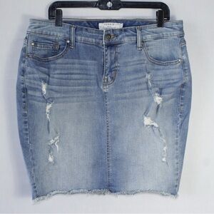 Torrid Distressed Denim Mini Skirt size 18